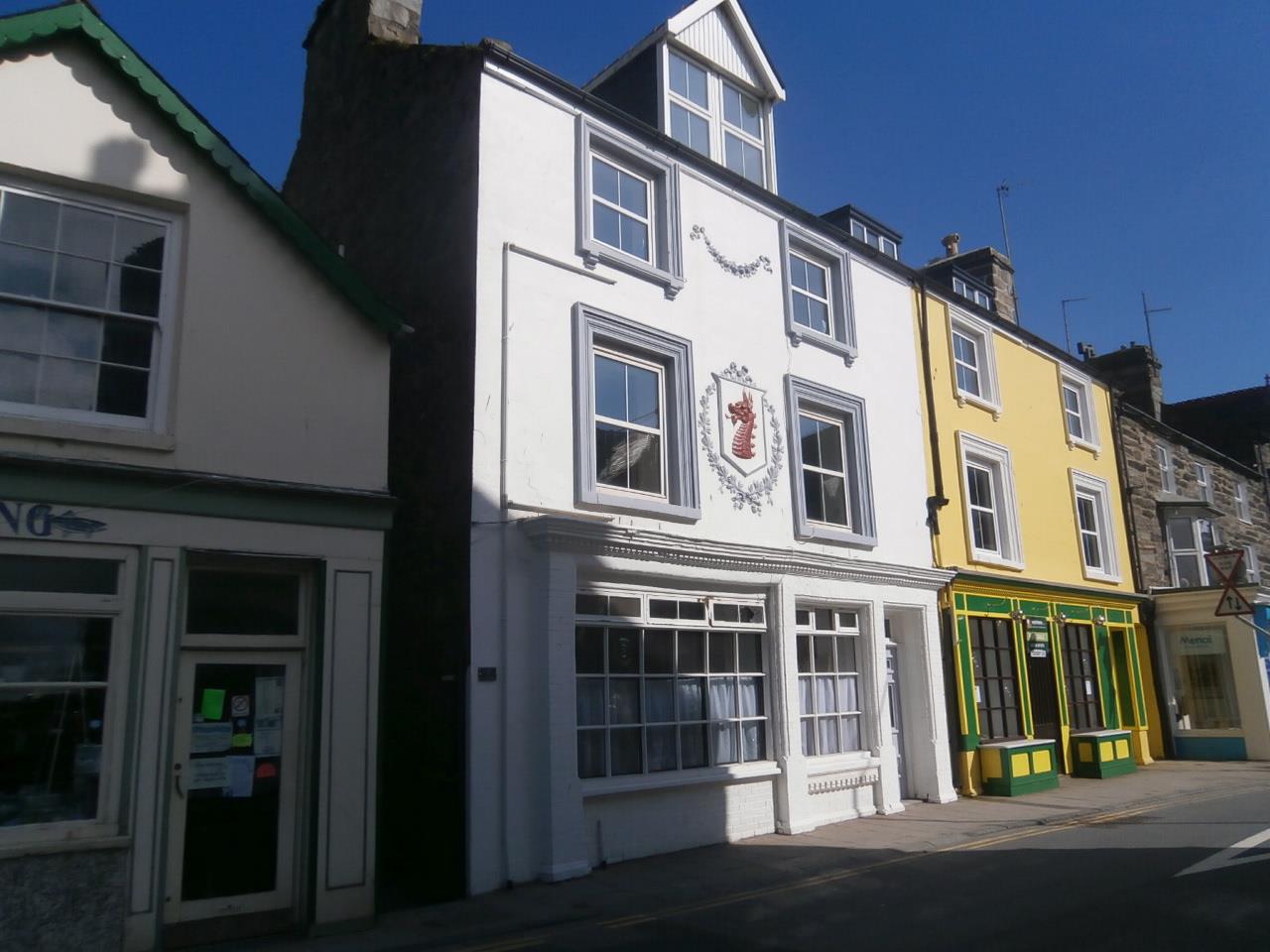 Tom Parry High Street, Barmouth